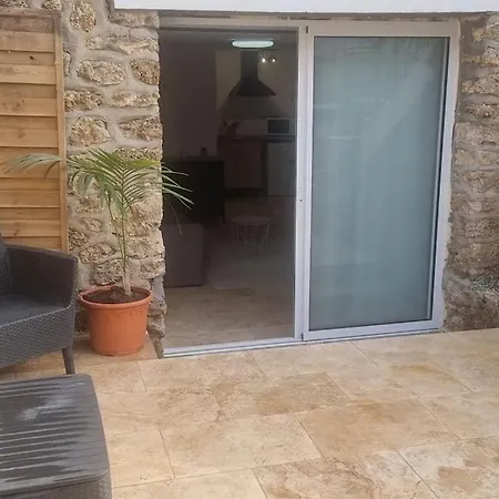 30 M2 *