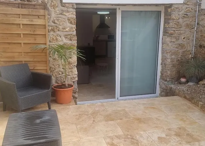 30 M2 *
